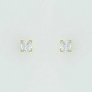 GPC 4mm SQUARE CZ CLAW SET STUDS       =