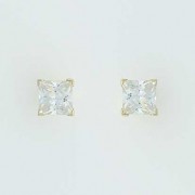 GPC 6mm SQUARE CZ CLAW SET STUDS       =