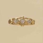 GPC 3 STONE CZ FANCY RING