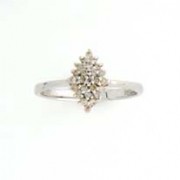 9ct WHITE 25pt DIA.SET KITE CLUSTER RING