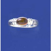 SPC LINED BAND HORIZONTAL AMBER RING