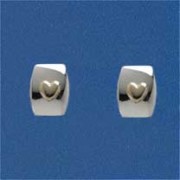 SIL/9ct CUSH STUD WITH HEART CENTRE
