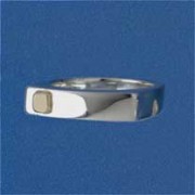 SIL/9ct 4mm SQ.CURVE TOP/20x5mm BOX RING