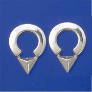 SPC TRIANGLE/CIRCLE STUDS