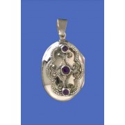 SPC 26x19mm 3xAMETHYST/MARC OVAL LOCKET=