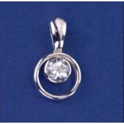 SPC 7mm ROUND CZ IN 13mm CIRCLE PENDANT