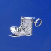 SPC SMALL OLD BOOT PENDANT             =