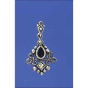 SPC TEARDROP ONYX/SQ MARCASITE PENDANT -