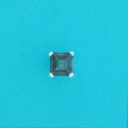 SPC 6mm CLAW SET SQUARE MYSTIC QTZ STUD