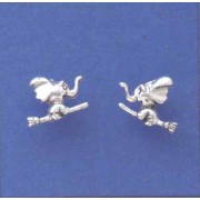 SPC TINY ELEPHANT ON BROOMSTICK STUDS  =