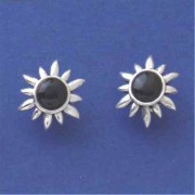 SPC 5mm ROUND ONYX DAISY STUDS