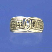 SPC 10mm LINKED FRONT MARCASITE RING