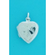 SPC SMALL ENGRAVED HEART LOCKET