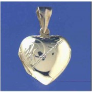 SPC 20mm 1/2 ENGRAVED D HEART LOCKET