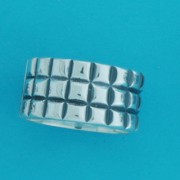 SPC 11mm WIDE COBBLESTONE PATTERN BAND =