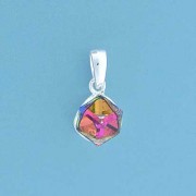 SPC AB CRYSTAL CUBE PENDANT