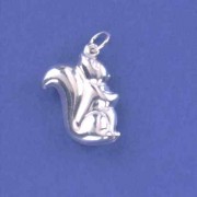 SPC SMALL HOLLOW SQUIRREL CHARM        =