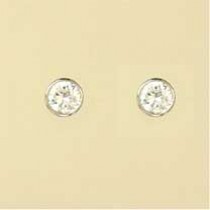 GPC WHITE GOLD 6mm RUB SET CZ STUDS    =