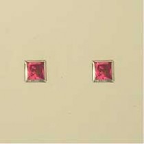 GPC 5mm SQUARE COL.CZ RUBSET STUDS-RED =