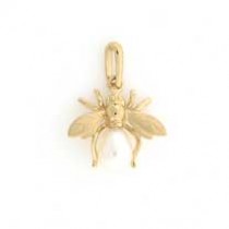 GPC IMM.PEARL BODY FLY CHARM