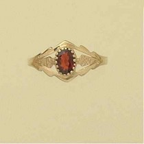 GPC OVAL GARNET FANCY RING