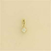 9ct 5pt DIAMOND CLAW SET PENDANT      1Q