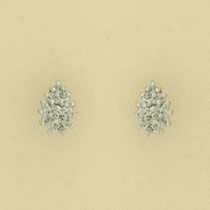 9ct WHITE 20pt DIAMOND TEARDROP CLUSTER