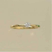 9ct 10pt DIAMOND SOLITAIRE RING