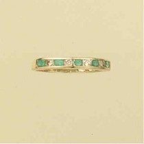 9ct 12pt DIAMOND/EMERALD CHANNEL SET ET