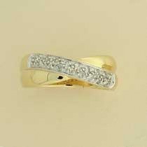 9ct 25pt DIAMOND PAVE SET CROSSBAND RING