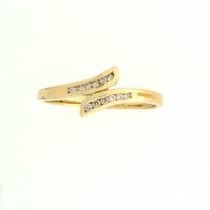 9ct 10pt CHANNEL SET DIA.CROSSOVER RING