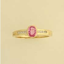 9ct 10pt DIAMOND/OVAL PINK SAPH.RING