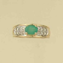 9ct 17pt DIAMOND/EMERALD FANCY RING