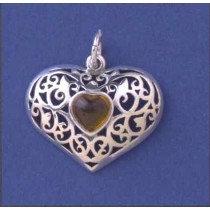 SPC AMBER IN CUTOUT HEART PENDANT      =