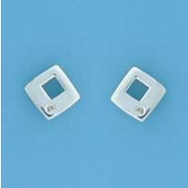 SPC DIA SET CUTOUT SQUARE STUDS