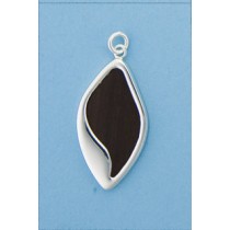 SPC WOOD LEAF DESIGN PENDANT           =