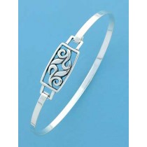 SPC CUTOUT LEAF PATTERN CLIP BANGLE    =