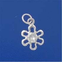 SPC 13mm CZ CUTOUT FLOWER PENDANT