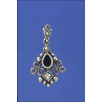 SPC TEARDROP ONYX/SQ MARCASITE PENDANT -