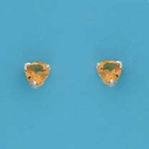 SPC 6mm CLAW SET HEART STUD-YELLOW     =