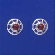 SPC ROUND GARNET RM STYLE CUTOUT STUDS