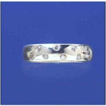 SPC 6mm WIDE CZ SET BARRELLED WED RING