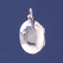 SPC 19x15mm 1/2 ENGRAVED D OVAL LOCKET =