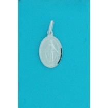 OVAL ST CHRISTOPHER PENDANT